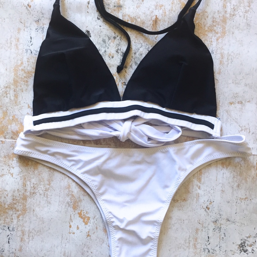 Colorblock Black String Halter Bikini - Picture 3 of 6